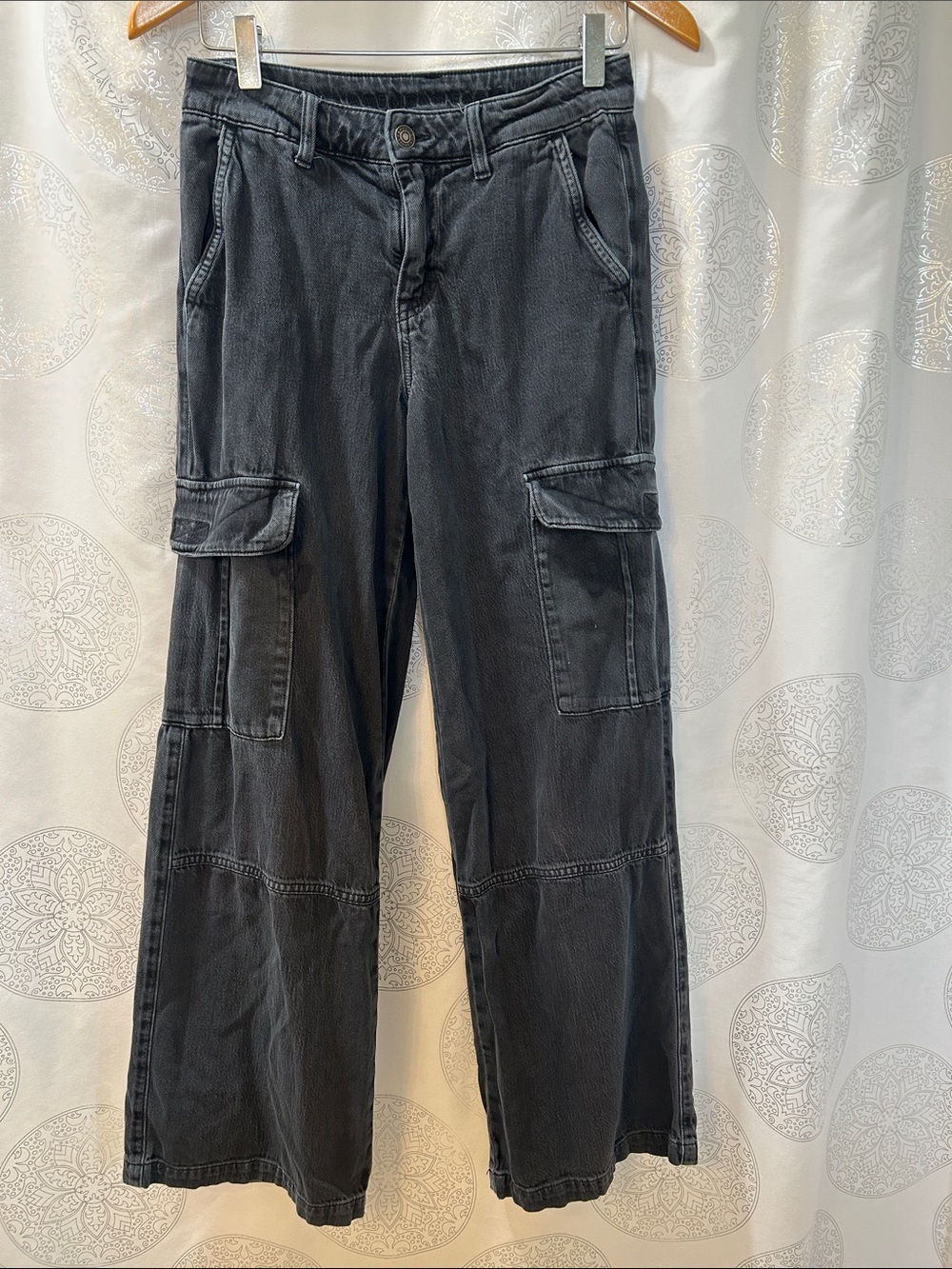American Eagle Mid Rise Wide Leg Baggy Cargo Pants Jeans in Faded Black Women 00
